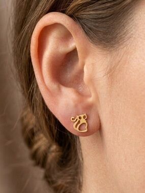 🆕Gold Dainty Cat Stud Earrings - Cat Silhouette